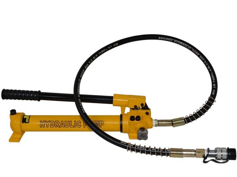 Насос гидравлический односторонний TOR HHB-700C 0,6л (ручной) Насос гидравлический односторонний TOR HHB-700C 0,6л (ручной)