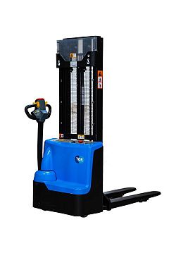 Штабелер самоходный 1,5 т 3,5 м TOR WS15H-3500SC PRO 24/105 В/Ач контр. скорости подъема Штабелер самоходный 1,5 т 3,5 м TOR WS15H-3500SC PRO 24/105 В/Ач контр. скорости подъема